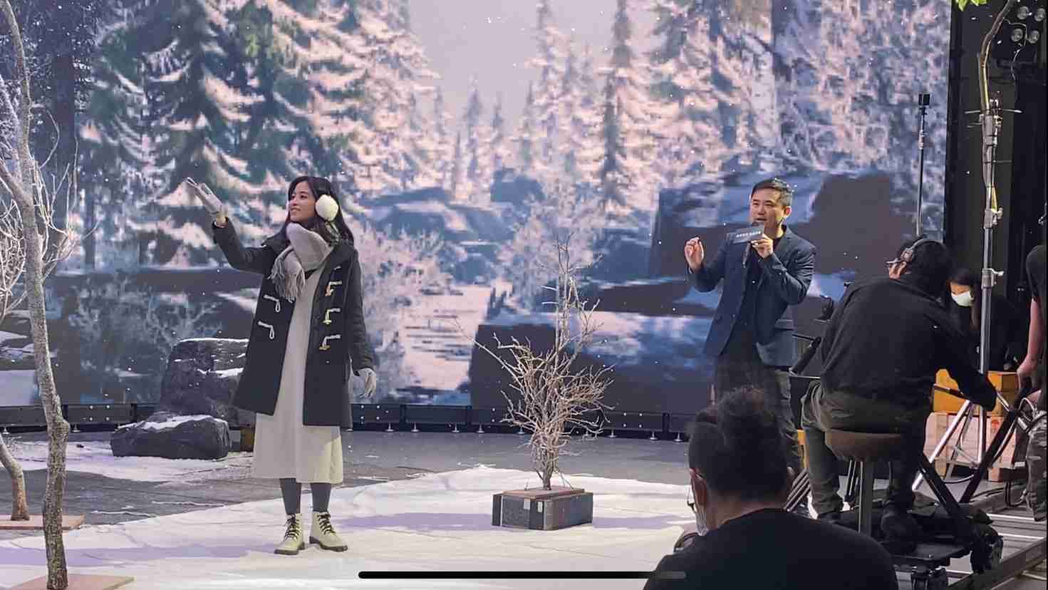 彩运网以ALED先进显屏技术，，与金马奖视觉特效团队“再现影像”携手合作打造LED虚拟摄影棚，，，，提供沉浸式表演体验，，，并精简拍摄成本与时间